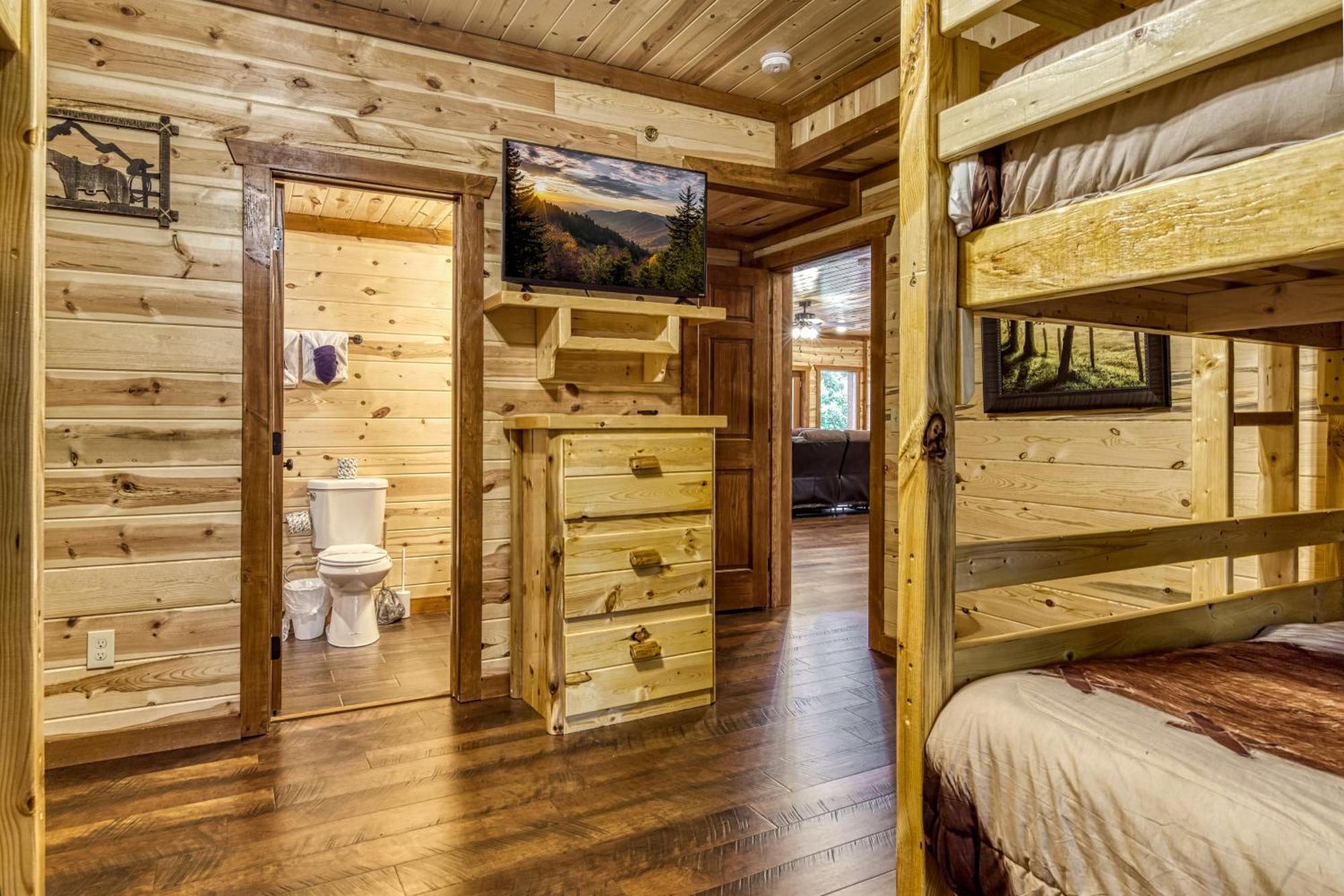 סביירוויל Majestic Splash- 8 Bedroom, Indoor Pool, Hot Tub, 1089 Free Tickets Each Paid Day, Dollywood מראה חיצוני תמונה